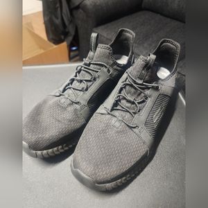 Sketchers running shoes